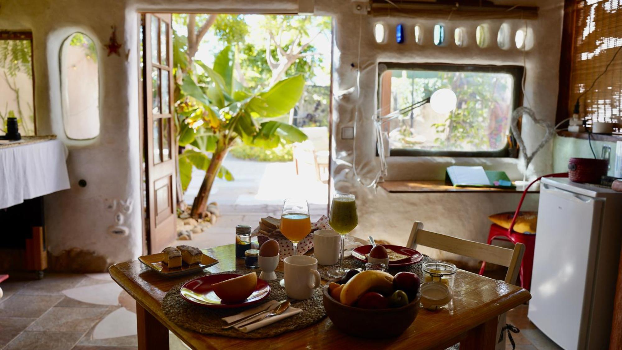 Casa Inspirada Bed & Breakfast Los Estancos Exterior photo